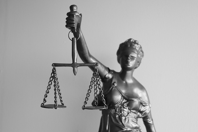 Comprendre la loi et l'application de la loi pour un avocat en droit