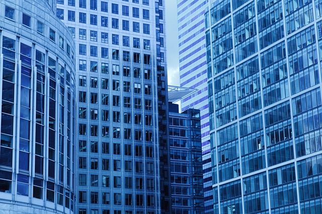 Les règles à respecter pour la location ou la vente d'un bien immobilier commercial