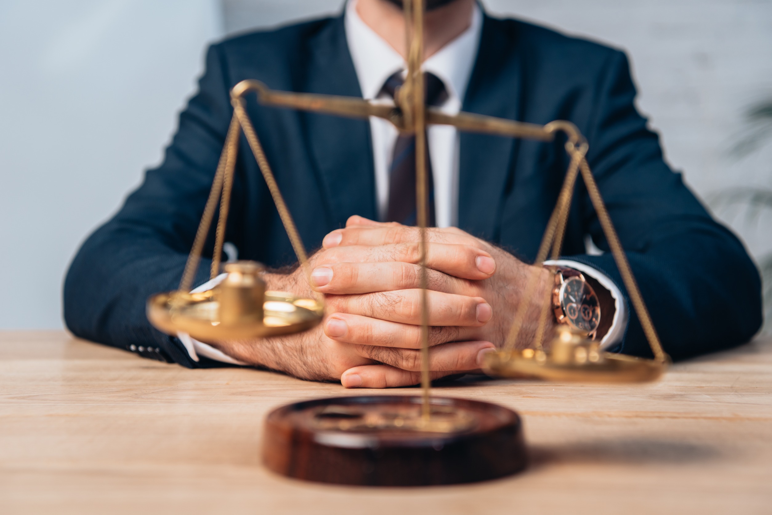 Droit des collectivités : comment choisir un expert ?