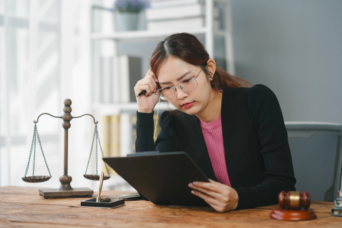 La justice à l'ère numérique : le défi du droit à l'oubli